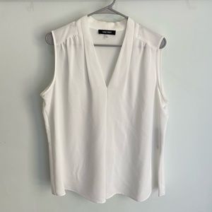 Nine West White Sleeveless Blouse